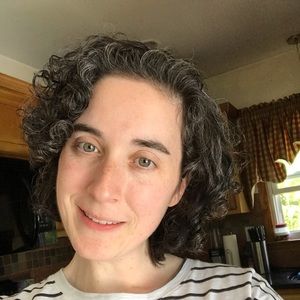 Meet your Posher, Stacie